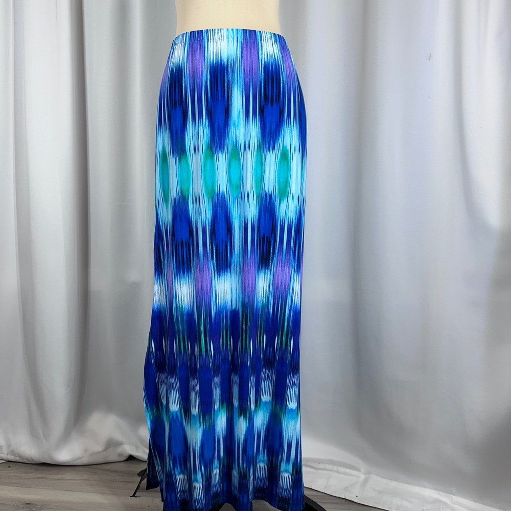 Chicos Maxi Skirt Size 1 Blue Abstract Stretch Pull On Long Skirt NEW